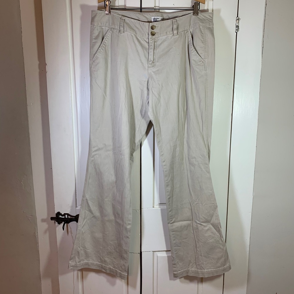 American Eagle Outfitters Women's Khaki Stretch Flare Bootcut Pants Size 14 Long